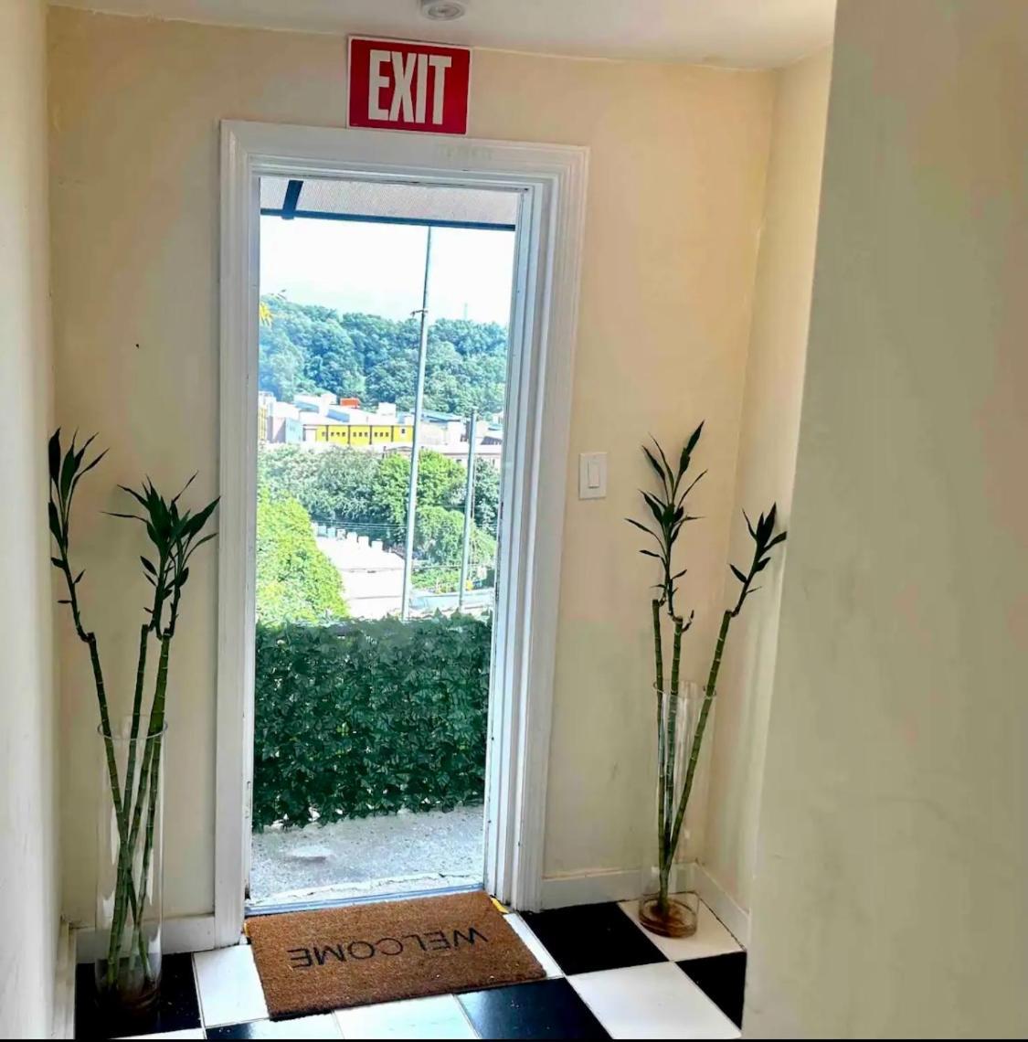 5-A Diamond In Yonkers Appartement Buitenkant foto