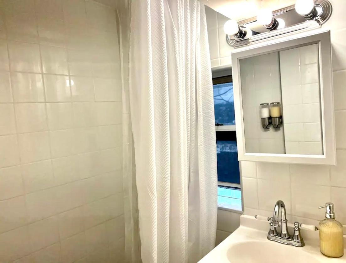 5-A Diamond In Yonkers Appartement Buitenkant foto