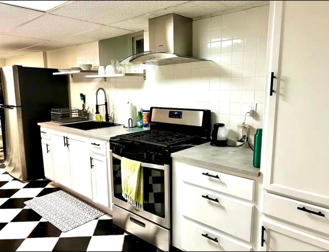5-A Diamond In Yonkers Appartement Buitenkant foto